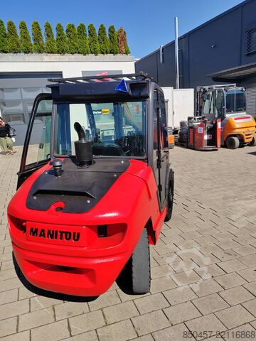 Forklift Medan Berat Manitou MSI 35 new tires