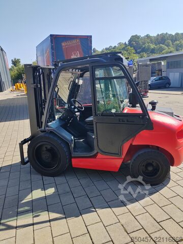 Forklift Medan Berat Manitou MSI 35 new tires