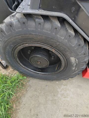 Forklift Medan Berat Manitou MSI 35 new tires