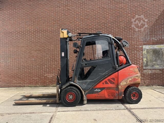 Montacargas de GLP Linde H30T-02