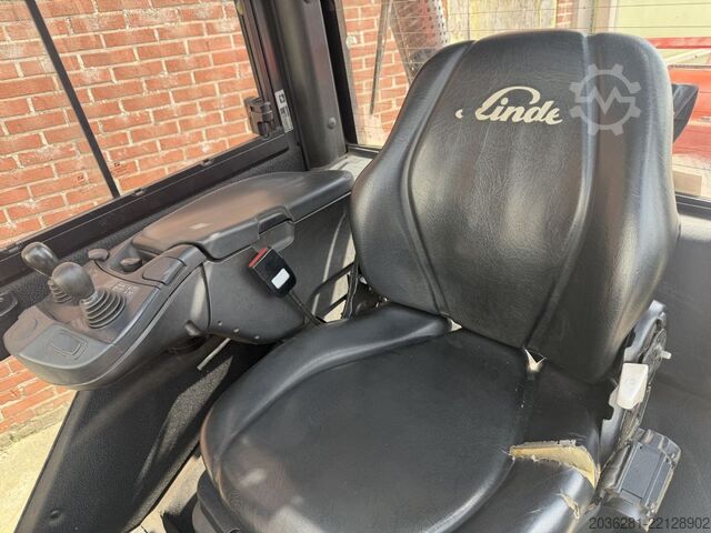 Montacargas de GLP Linde H30T-02