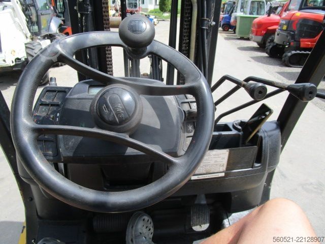 Carretilla elevadora diésel Yale Yale E-DGP25VX