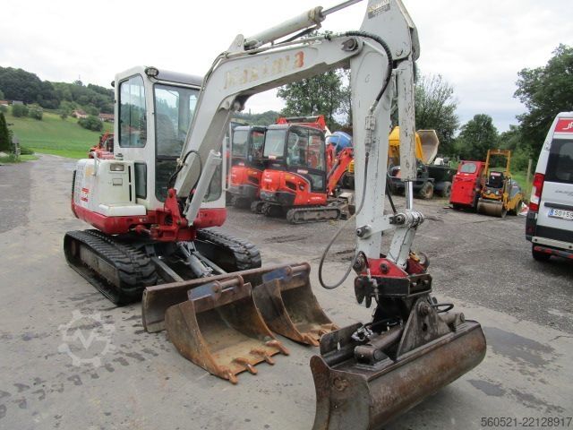 Miniexcavadora Takeuchi Takeuchi TB135