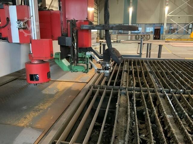 Mesin pemotong plasma Koike Versagraph 6000