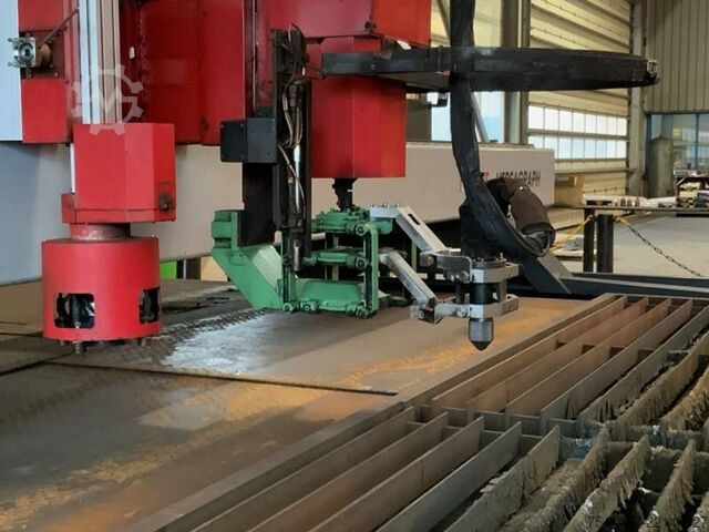 Mesin pemotong plasma Koike Versagraph 6000