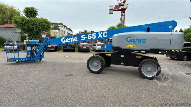 दूरबीन कार्य मंच Genie S-65 XC