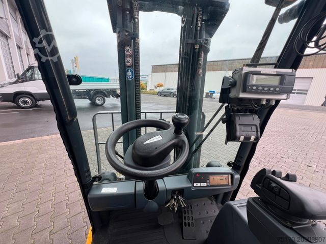 Čelni viličar JUNGHEINRICH EFG 215 / Triplex: 4.25m! / SS / 1.285h / 2021