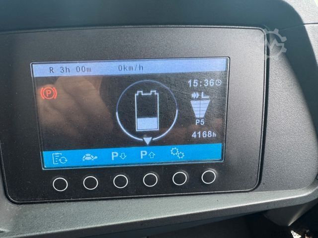 Čelni viličar JUNGHEINRICH EFG 215 / Triplex: 4.25m! / SS / 4.168h / 2024