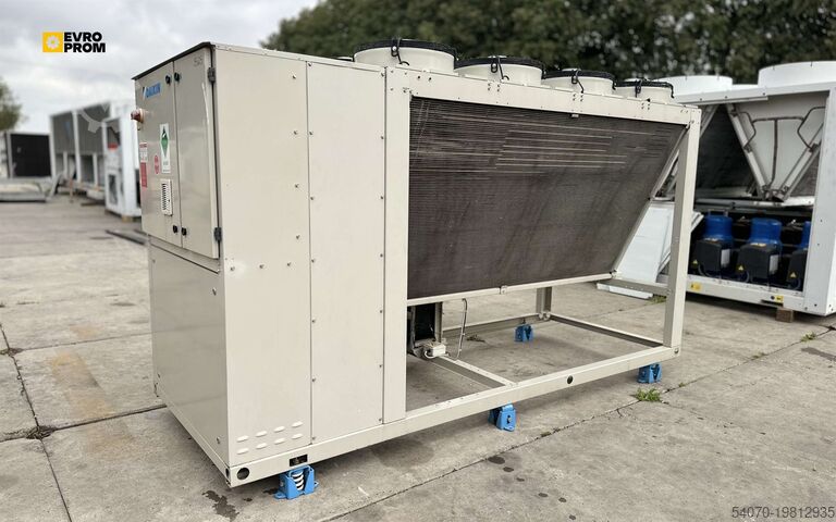 Охолоджувач. Used Aircooled chiller Daikin EWAQ155G-SS139 154.4 kW. 2018 yom