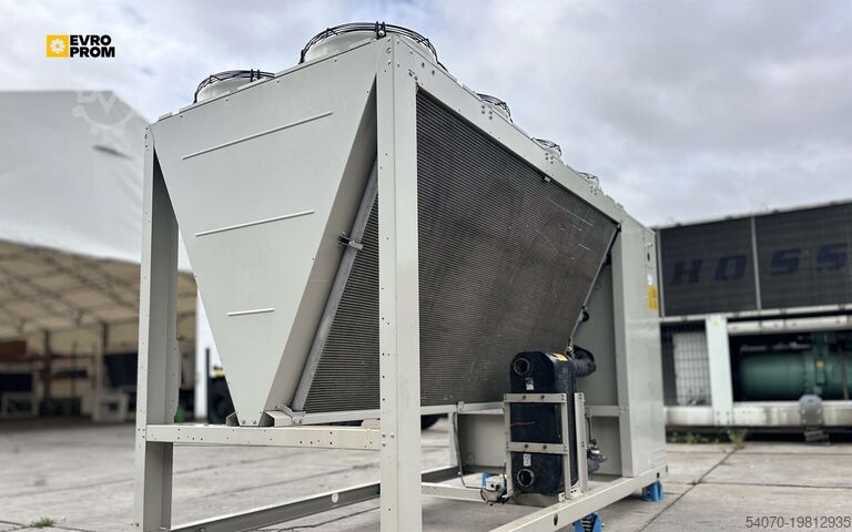 Охолоджувач. Used Aircooled chiller Daikin EWAQ155G-SS139 154.4 kW. 2018 yom