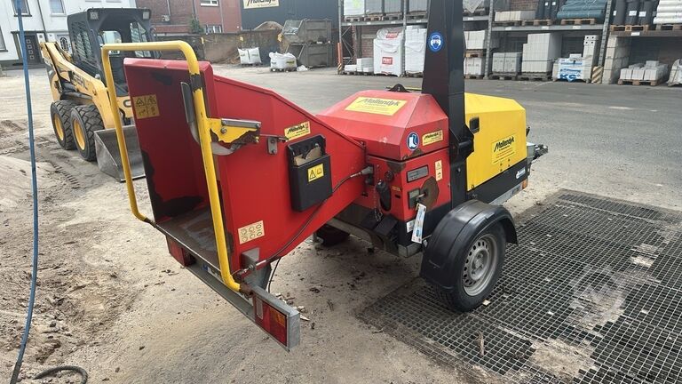 Shredder Dücker HM 160 Wood Chipper
