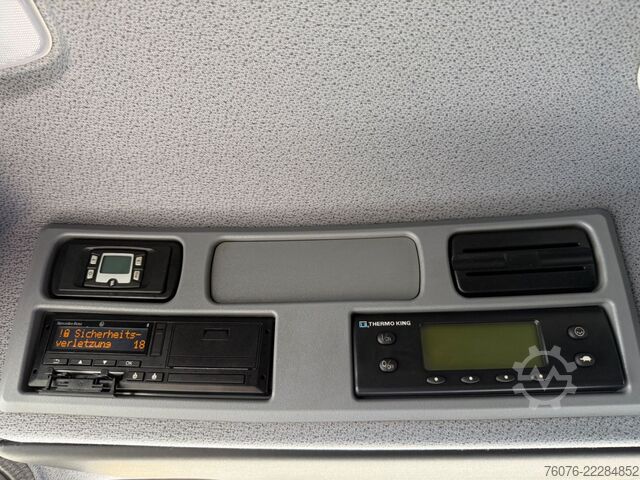 کامیون یخچال‌دار MERCEDES-BENZ 1530 LL 7m Tiefkühler LBW Thermo King T1000R