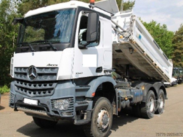 Camion basculante trilateral MERCEDES-BENZ 3343 Arocs 4 Allrad 6x6 MEILLER  Only 34.000 Km