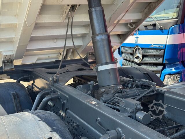 Three-sided tipper truck MERCEDES-BENZ 3343 Arocs 4 Allrad 6x6 MEILLER  Only 34.000 Km