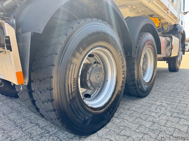 Three-sided tipper truck MERCEDES-BENZ 3343 Arocs 4 Allrad 6x6 MEILLER  Only 34.000 Km