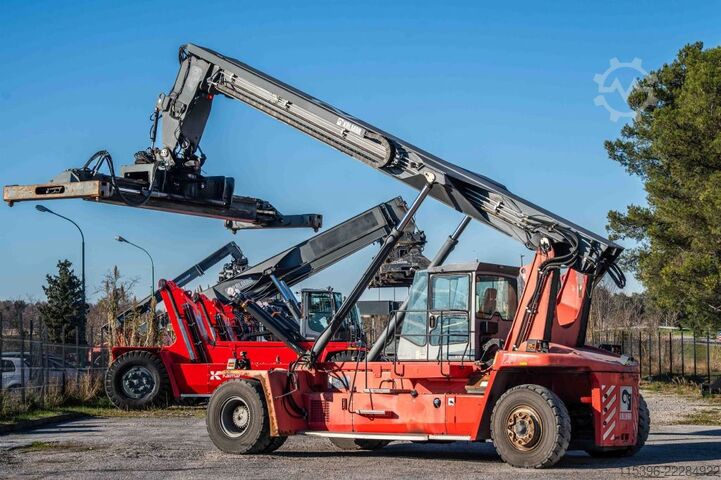 Tyhjän säiliön kurottaja Kalmar DRF100-54S6