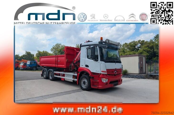 Trostrani kiperski kamion MERCEDES-BENZ Arocs 2532 Kipper Bordmatik KRAN lift/lenk