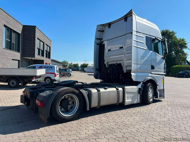 Volume tractor unit MAN TGX 18.510 LL SA Mega INDIVIDUAL Vollausstattung