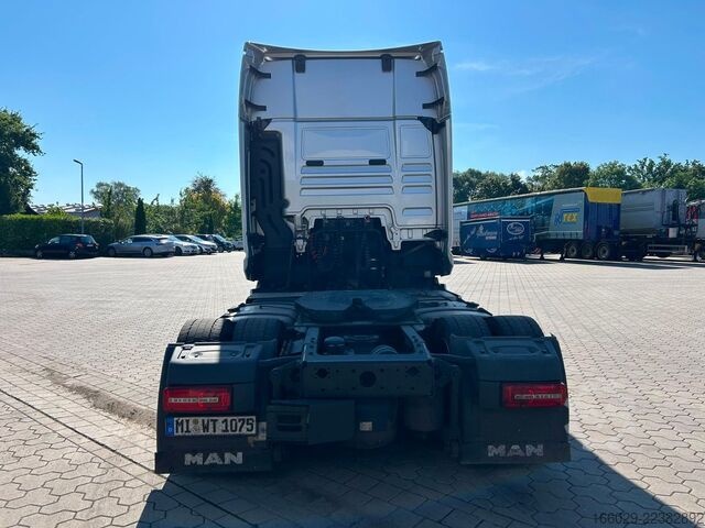 Volume tractor unit MAN TGX 18.510 LL SA Mega INDIVIDUAL Vollausstattung