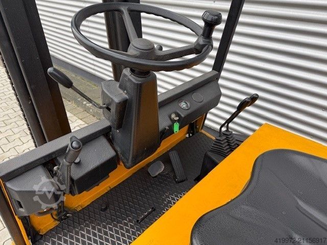 Elektrinis keturių ratų krautuvas Still R60-20