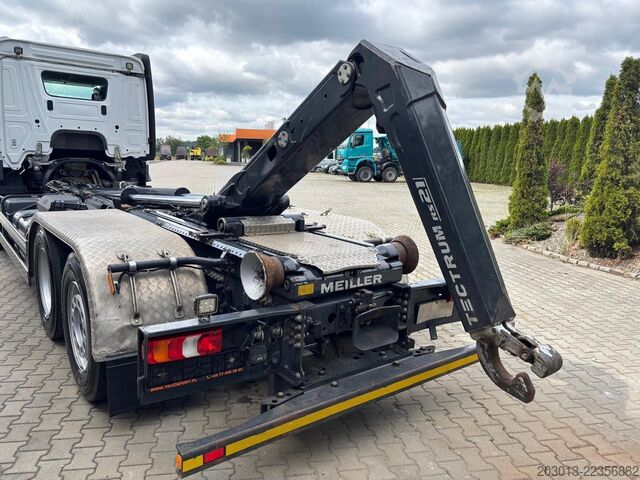 रोल-ऑफ टिपर ट्रक MERCEDES-BENZ Actros 2745 6x2 Abrollkipper Meiller RS2170
