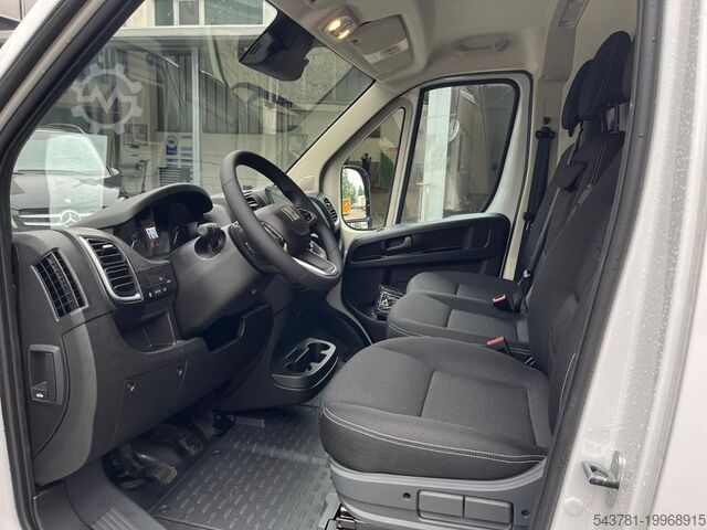 Minibus FIAT Ducato 33 L2H1 CarPlay RüKa 260Grad Türen Klima