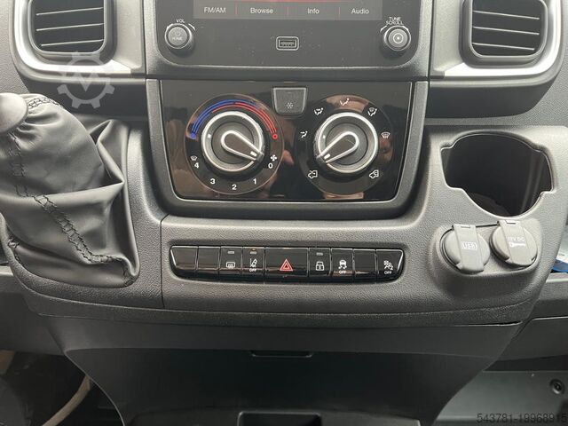 Minibus FIAT Ducato 33 L2H1 CarPlay RüKa 260Grad Türen Klima