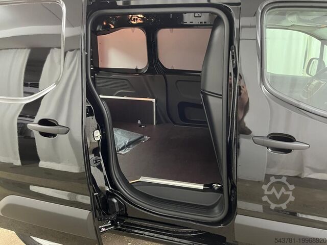 Minibus FIAT Doblo L1 Light CarPlay Allwetter LaderaumHolz