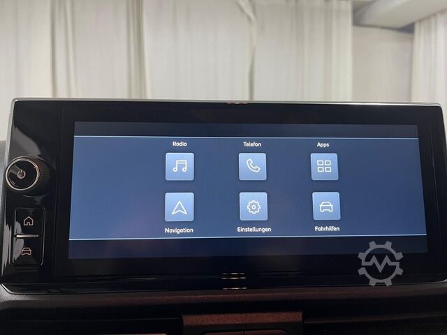 Minibus FIAT Doblo L1 Light CarPlay Allwetter LaderaumHolz