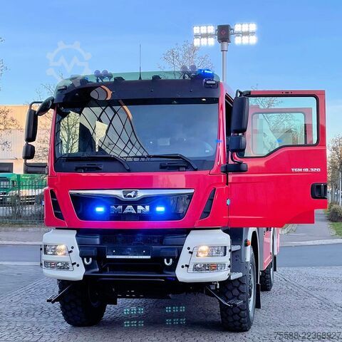 Ugunsdzēsēju automašīna MAN TGM 18.320 TLF4000 4x4 Tanklöschfahrzeug