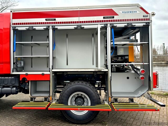 пожежна машина Renault D14 TLF3000 Allrad 4x4 Tanklöschfahrzeug