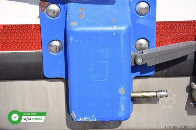  SCHMITZ CARGOBULL SKO FP 60 ThermoKing SLXi 300