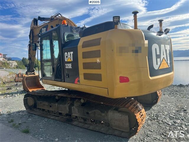 Crawler excavator CAT 320 EL