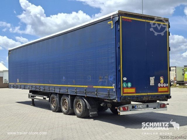 Auflieger mit Pritsche & Plane Kögel Curtainsider Mega