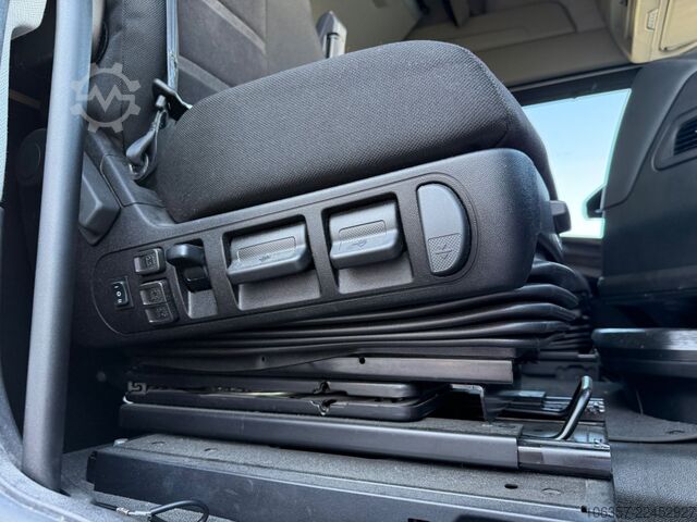Staðlaður dráttarbíll IVECO STRALIS S-WAY 510 AS440S51T/P Standklima Intarde