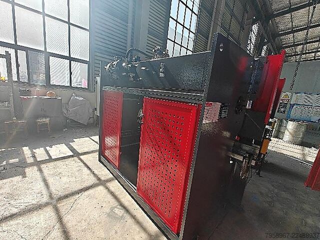 CNC πρέσα κάμψης MTP-3212 80 × 2500 Metal Technics Polska MTP3212 80x2500