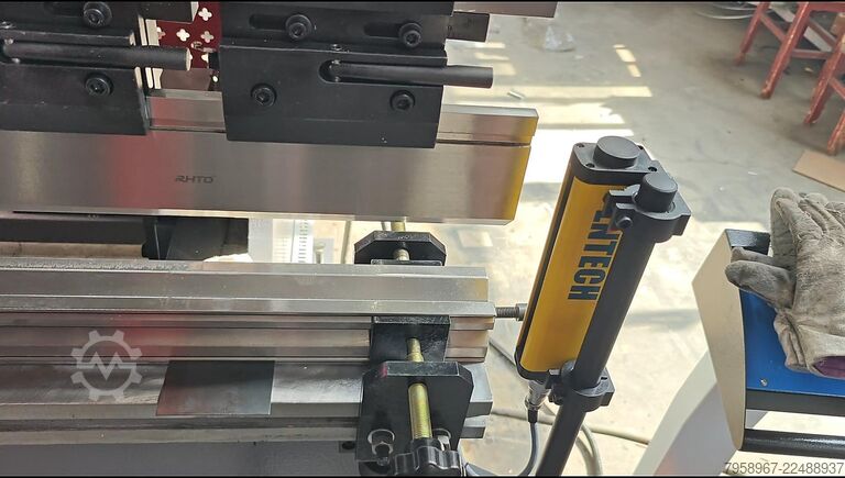 CNC πρέσα κάμψης MTP-3212 80 × 2500 Metal Technics Polska MTP3212 80x2500