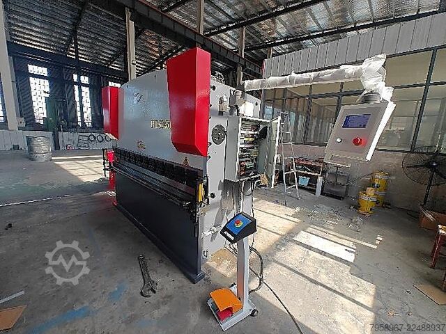 CNC πρέσα κάμψης MTP-3212 80 × 2500 Metal Technics Polska MTP3212 80x2500