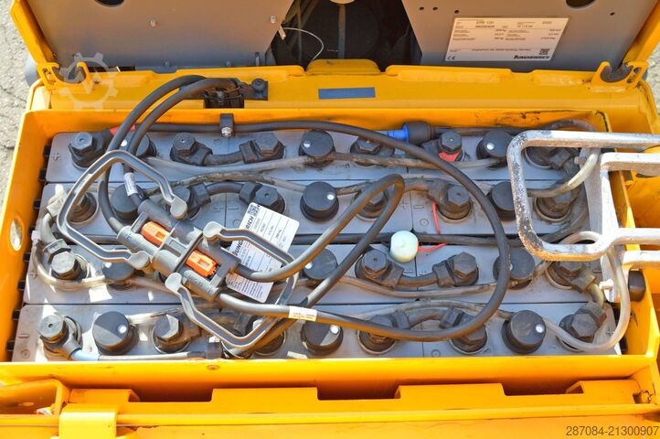 Porta-paletes manual Jungheinrich ERE 120