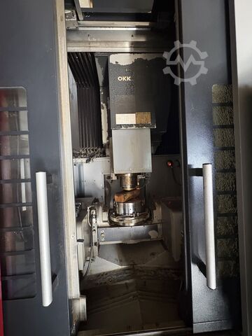 Universal machining center OKK VC-X350