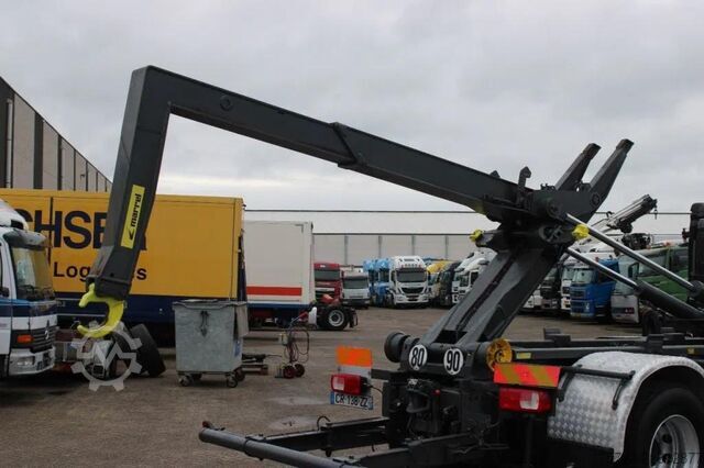 Hook arm system DAF CF 85.410 + EURO 5
