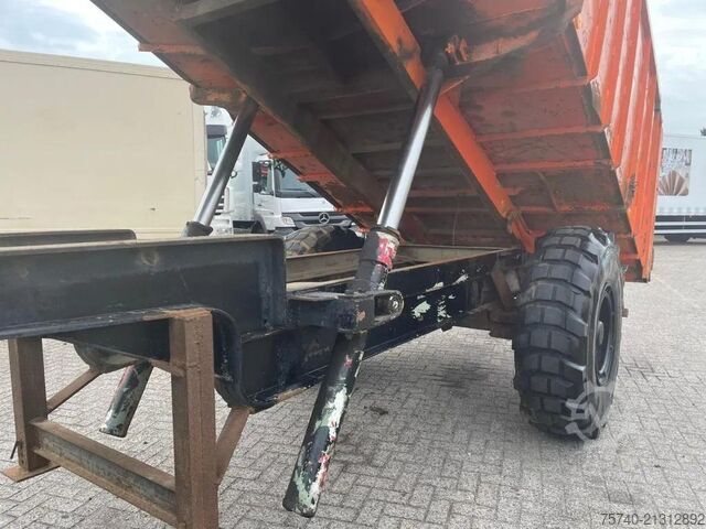 Volquete Mercedes-Benz 813 + Manual + Kipper + 4x4