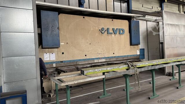 гідравлічний прес для згинання LVD PPI 320/61 MNC 95 c