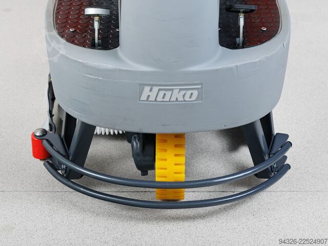 Hako Hakomatic B115 R NYA BATTERIER Hako Hakomatic B115 R TB650 - 2012y - 693h
