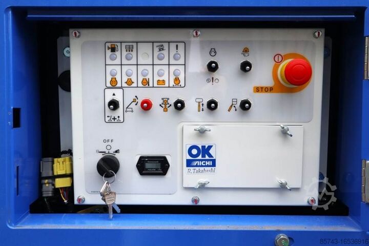 Teleskopbühne Aichi SR12CSM Diesel, Tracked Boomlift, 14.1m Working He