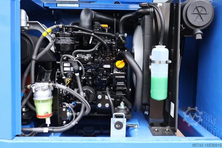 Teleskopbühne Aichi SR12CSM Diesel, Tracked Boomlift, 14.1m Working He