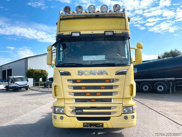 Nákladné vozidlo s výmennou nadstavbou SCANIA R420 / BDF bis 7,45m / 20 Fuß / LBW / Gelenkt