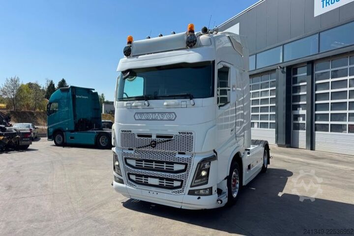 Štandardný ťahač VOLVO FH-500 4x2