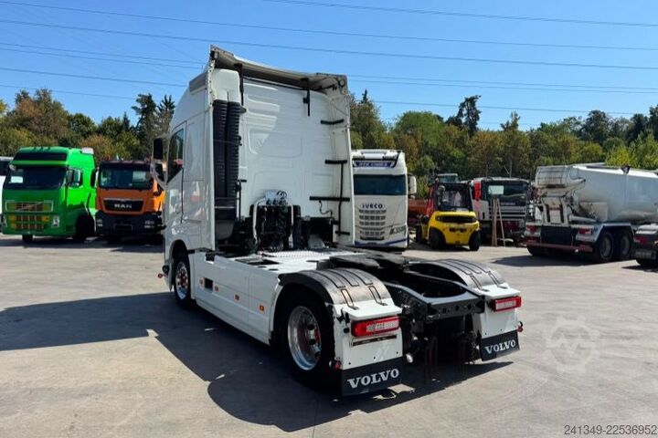 Štandardný ťahač VOLVO FH-500 4x2