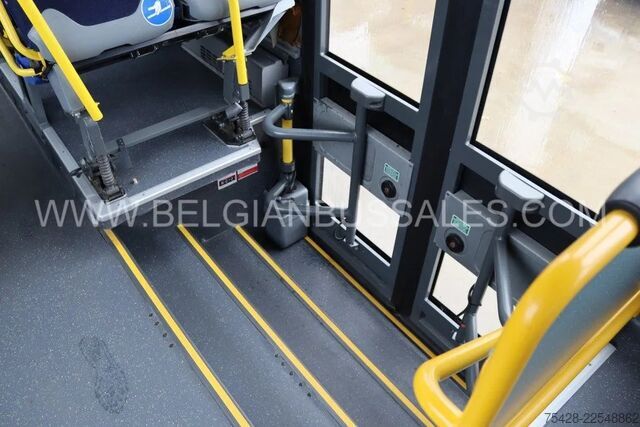 Linnadevaheline buss Mercedes-Benz Intouro ME 12,98m / Lift